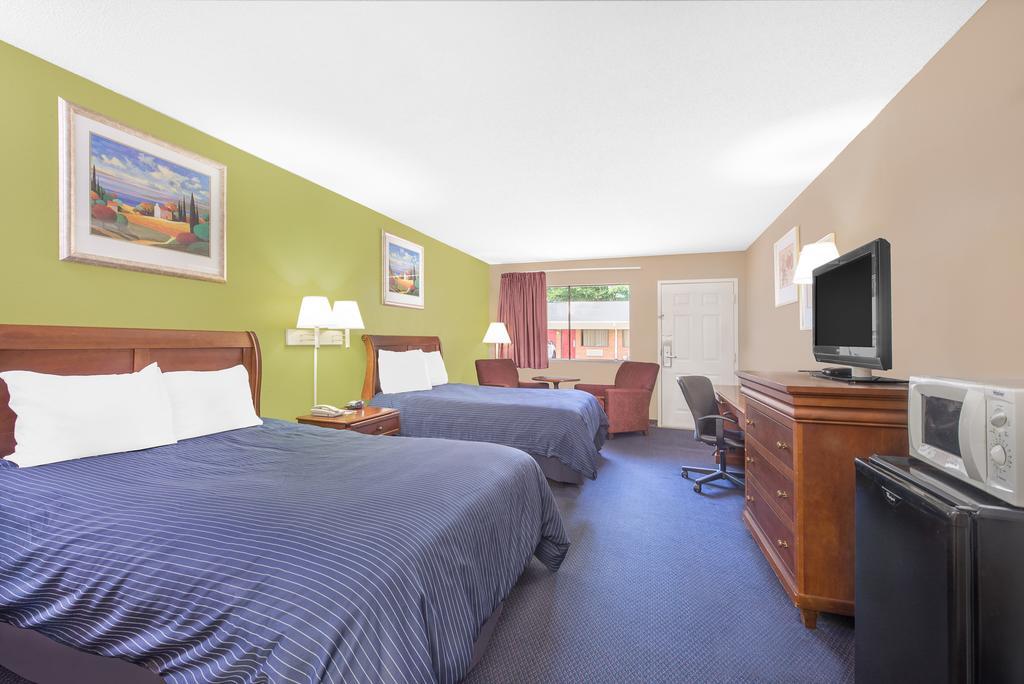 Hotel Express Anniston/Oxford Eksteriør bilde
