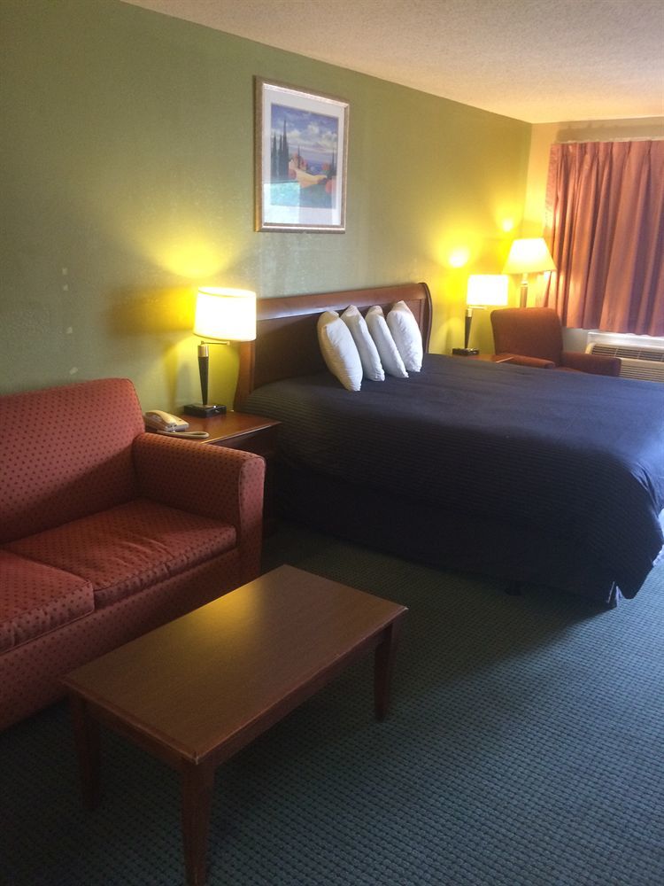 Hotel Express Anniston/Oxford Eksteriør bilde