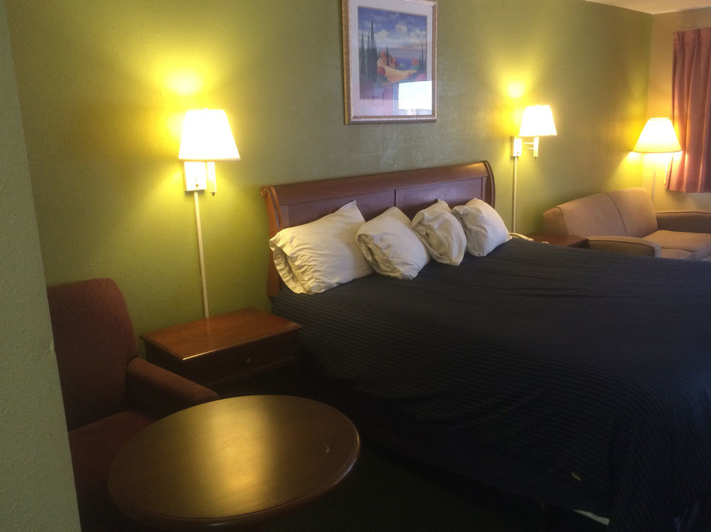 Hotel Express Anniston/Oxford Eksteriør bilde