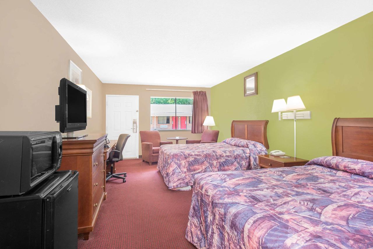 Hotel Express Anniston/Oxford Eksteriør bilde